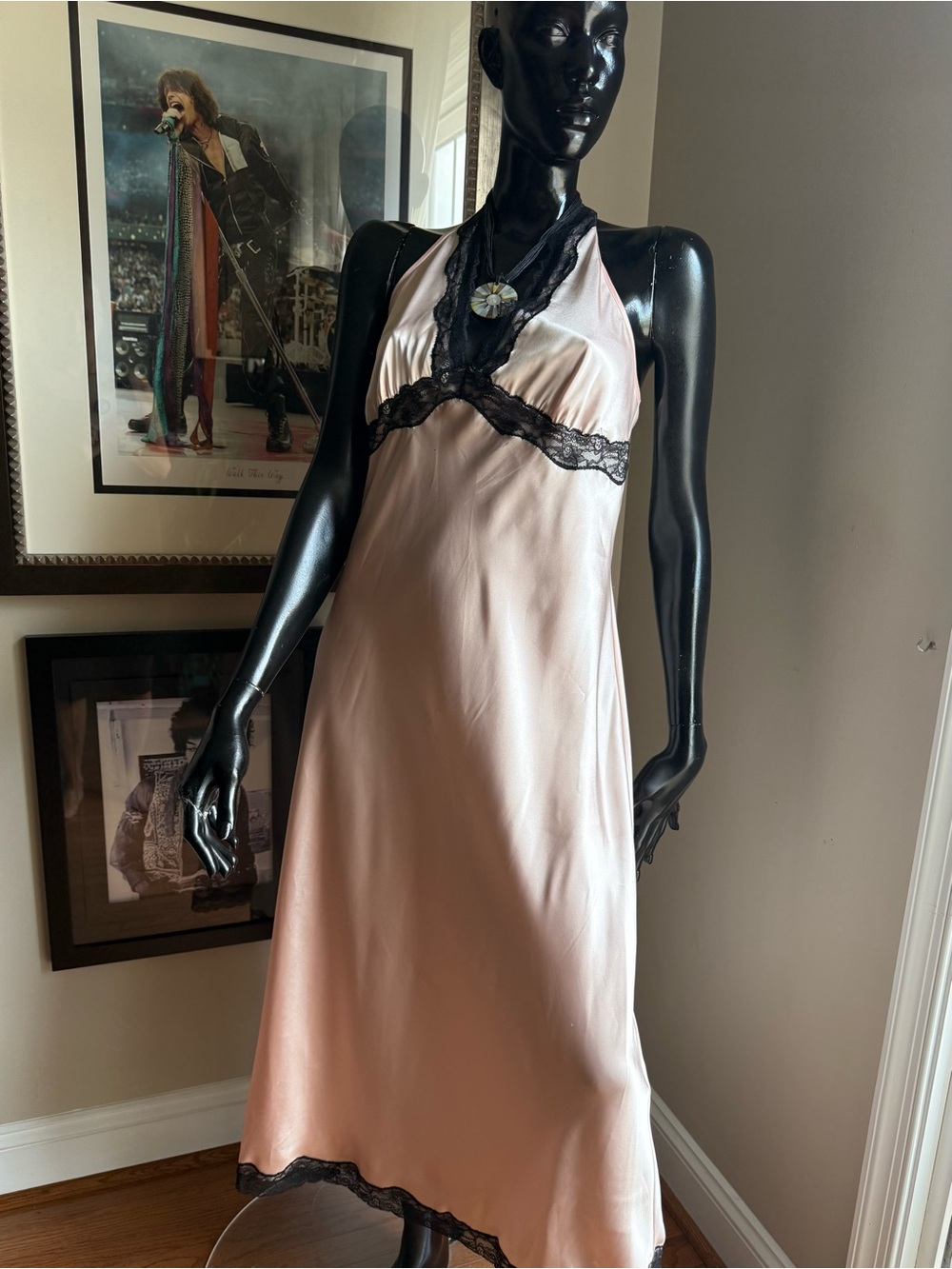 Jones New York XL Blush Pink Satin Black Lace Long Nightgown Vintage Glam